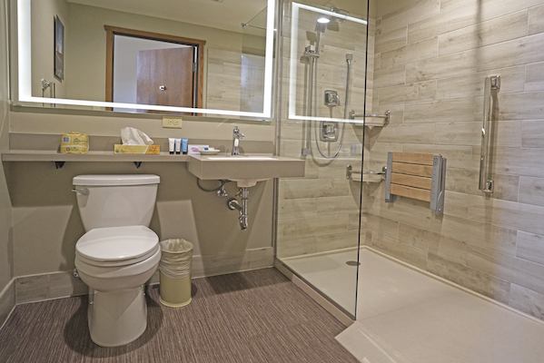 Premium Suit Bath Rooms On Lake Vermilion Tower Mn